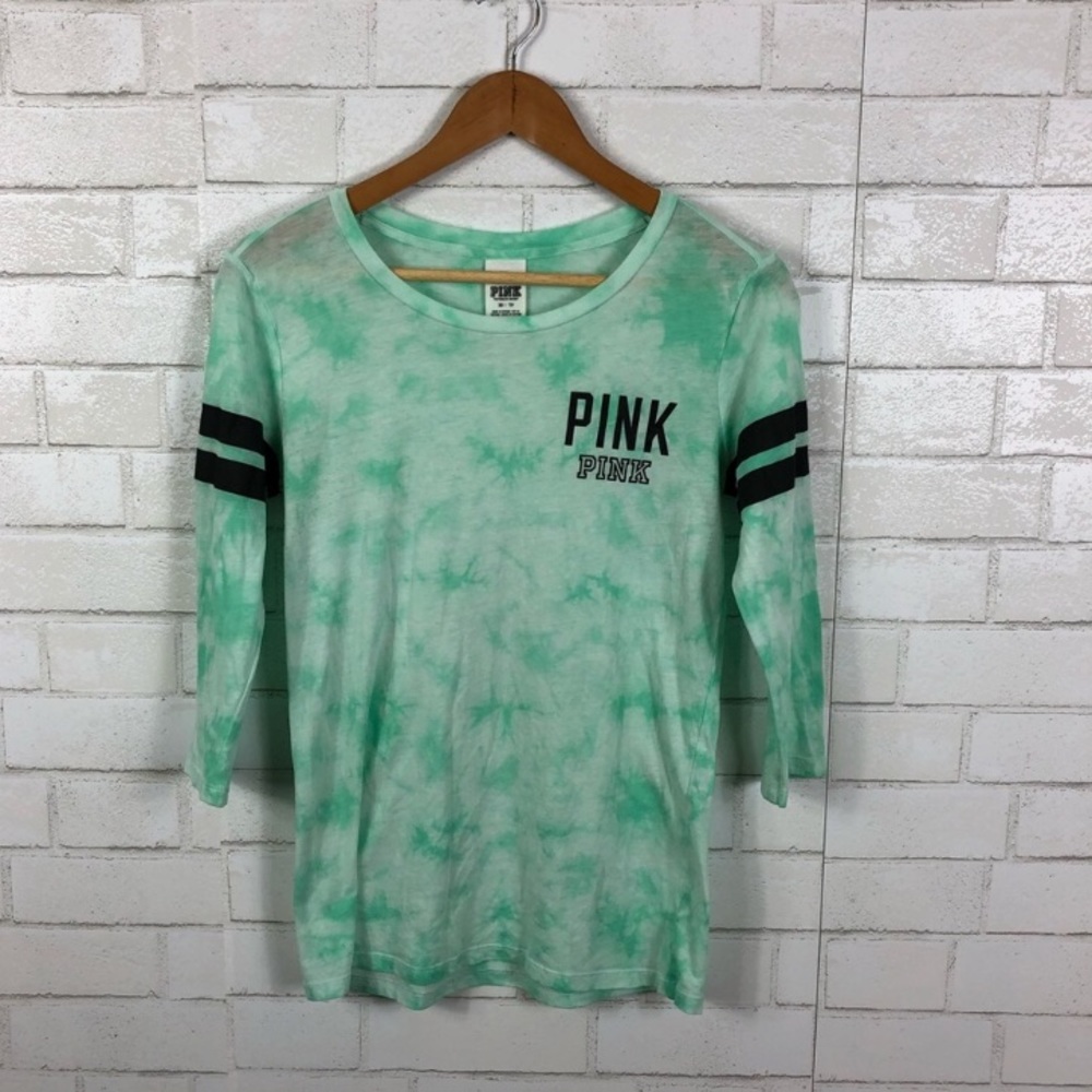 PINK Victoria’s Secret Tie Dye Graphic T-Shirt